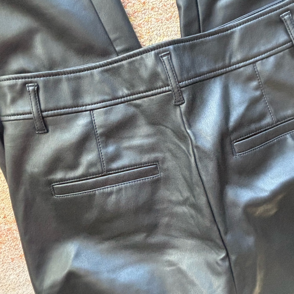 LOFT Women's Black faux leather pants. - Picture 5 of 7